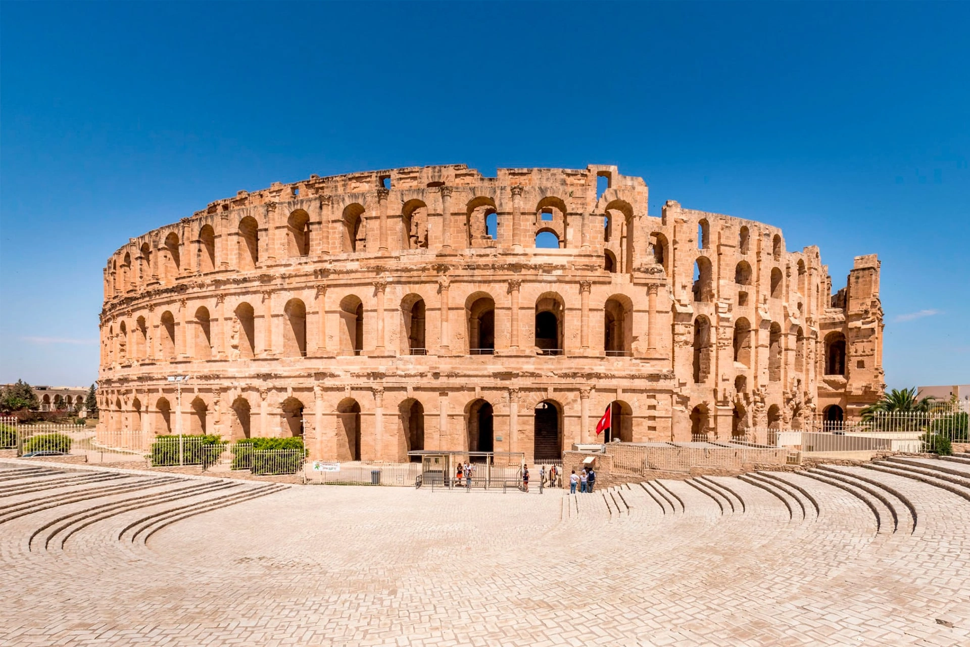 why choose tunisia tour