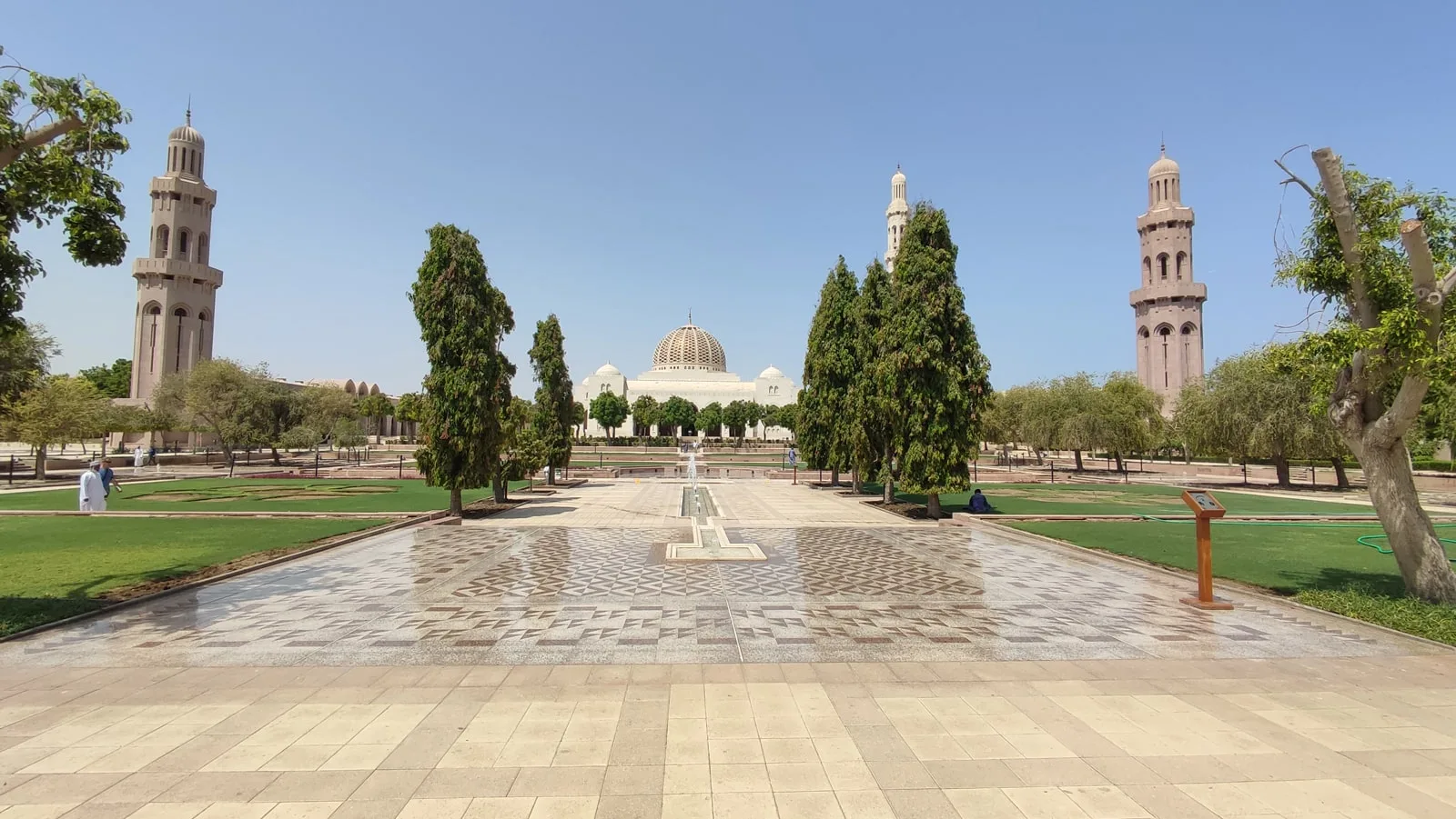 must visit tourist attractions in malaysia