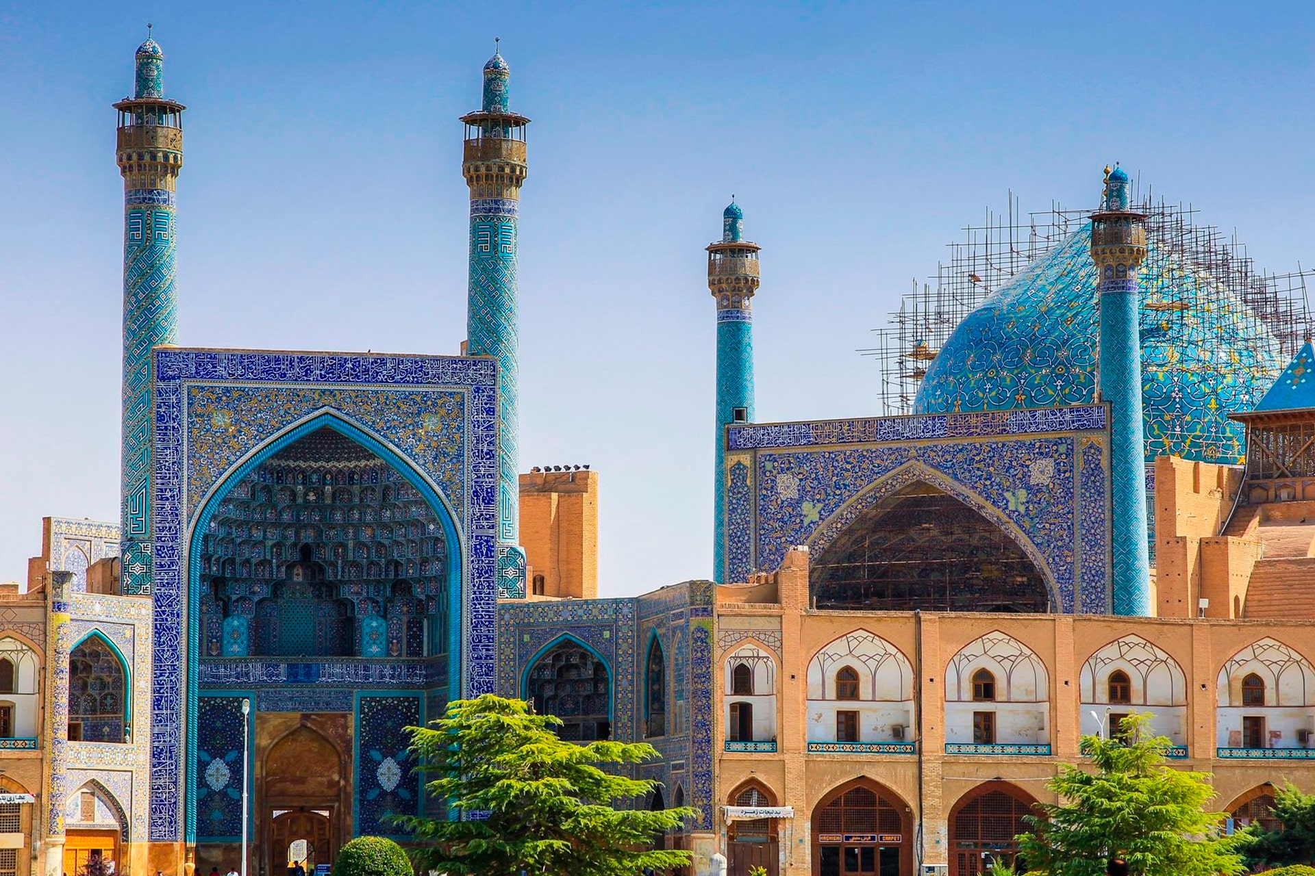 isfahan travel guide sana