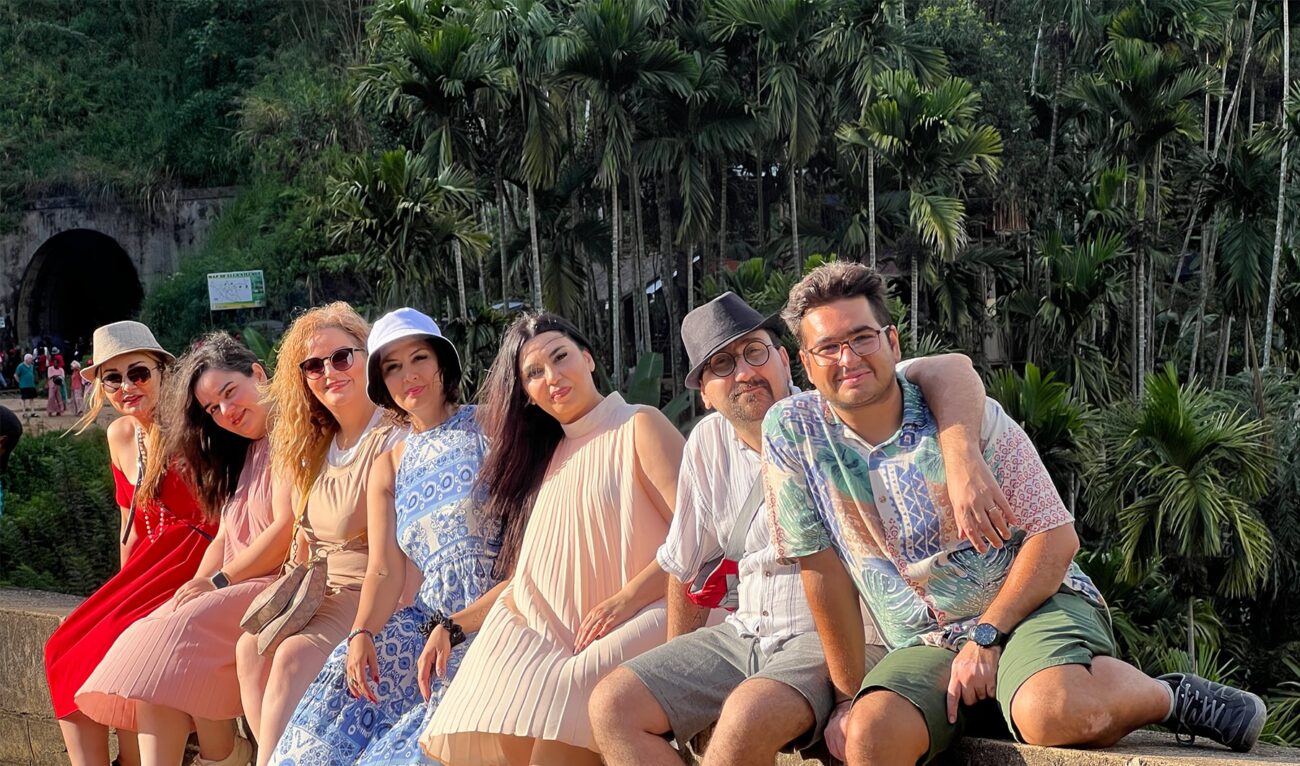 group eight day sri lanka tour